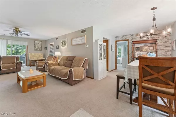 West Salem, OH 44287,1284 Laurel DR