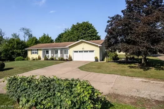 1842 Jacoby RD, Akron, OH 44321