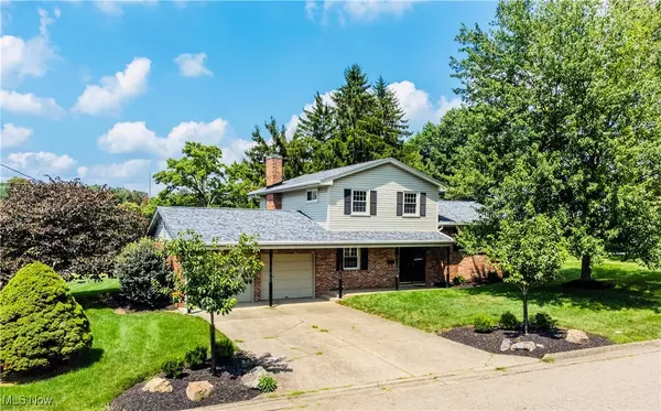 237 Harbel DR, St Clairsville, OH 43950