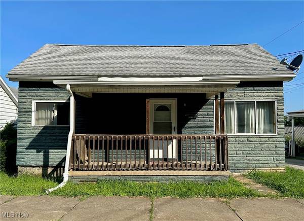 1093 Neville ST, Follansbee, WV 26037
