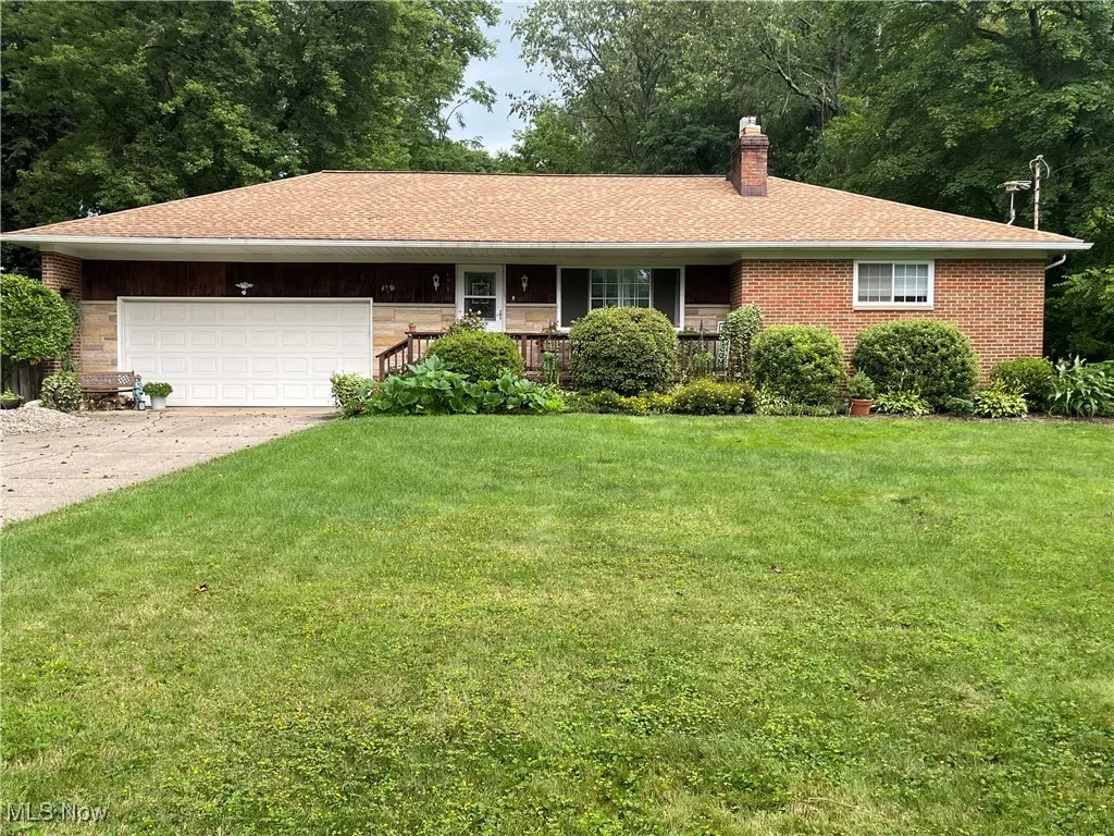 Northfield Center, OH 44067,171 Butternut LN