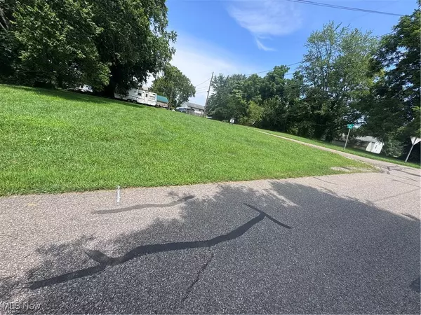 Marietta, OH 45750,211 Meigs ST