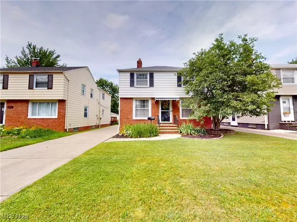 South Euclid, OH 44121,4531 Laurel RD