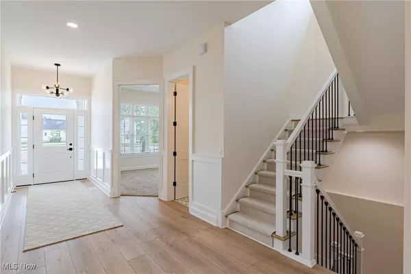 Mayfield Village, OH 44143,592 Magnolia CT