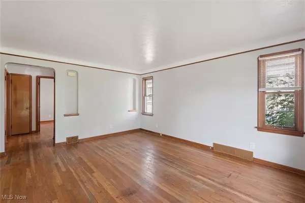 Cleveland, OH 44111,11401 Western AVE