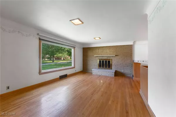 Boardman, OH 44512,793 Wildwood DR
