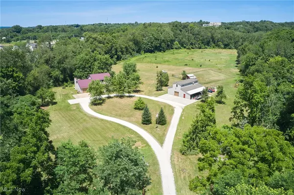 Wadsworth, OH 44281,235 Hillsdale CIR