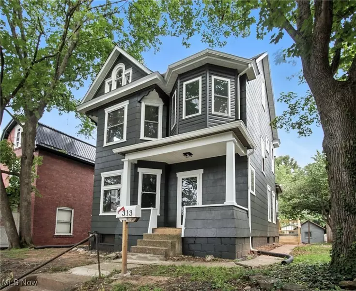 313 Oakwood AVE, Marietta, OH 45750