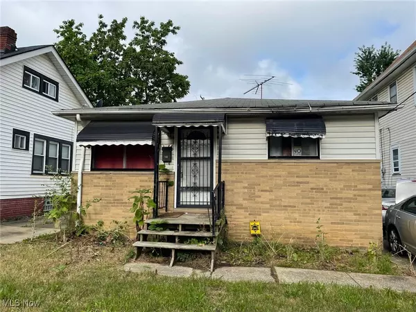 3684 E 144th ST, Cleveland, OH 44120
