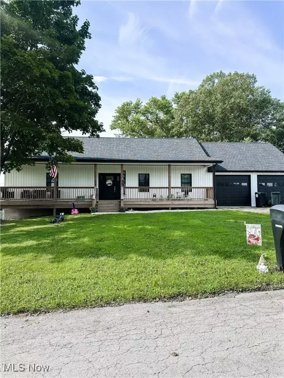 1780 Candlestick DR, Zanesville, OH 43701