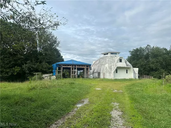 67706 Oldham RD, Cambridge, OH 43725