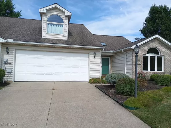 Strongsville, OH 44136,15162 Trails LNDG