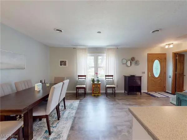 Painesville, OH 44077,993 Larchview DR