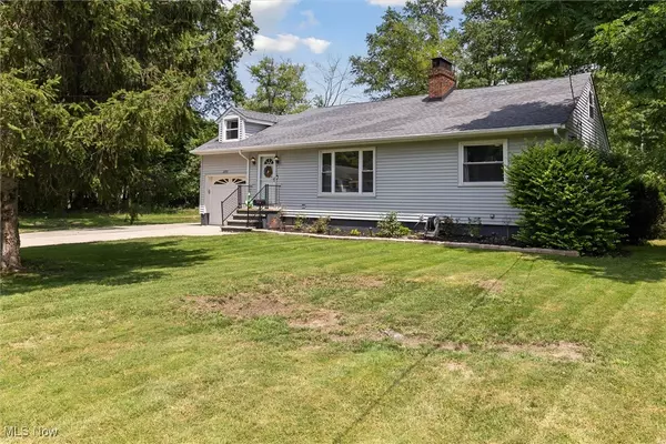 Westlake, OH 44145,2353 W Hedgewood DR