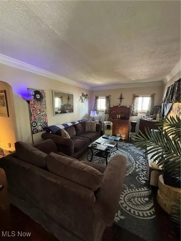 Cleveland, OH 44111,3728 W 136th ST
