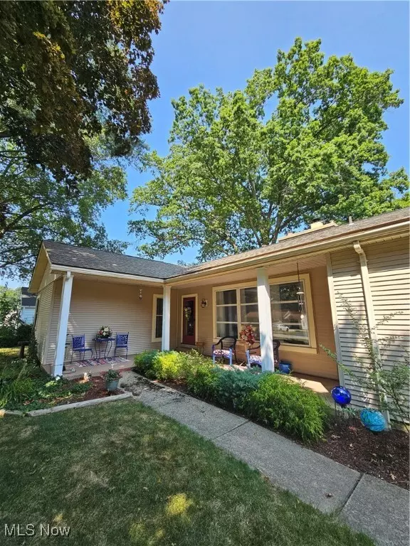 Columbiana, OH 44408,150 N Vine ST