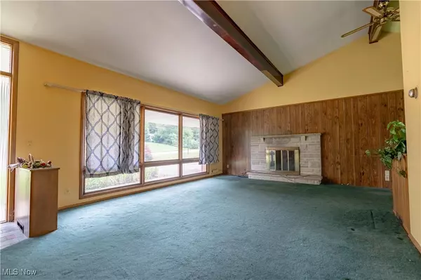 North Canton, OH 44720,419 Briar AVE NE