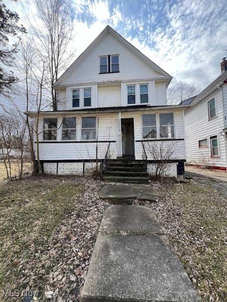 9618 Raymond AVE, Cleveland, OH 44104