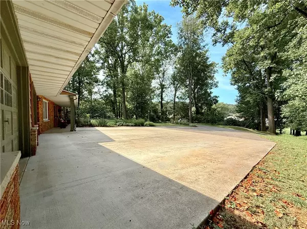 Vienna, WV 26105,2804 17th AVE