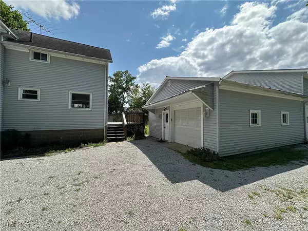Burbank, OH 44214,12226 Burbank RD