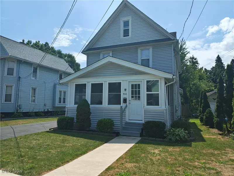 914 W 50th ST, Ashtabula, OH 44004