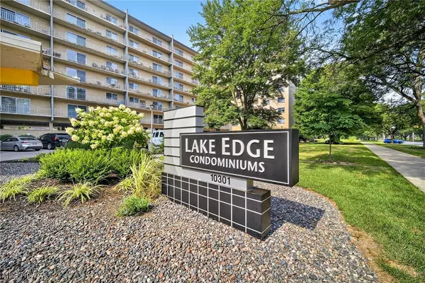 10301 Lake AVE #718, Cleveland, OH 44102