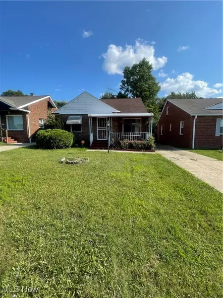 20120 McCracken RD, Maple Heights, OH 44137