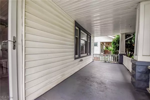 Cleveland, OH 44111,3934 W 158th ST