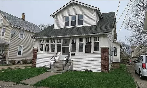 41 25th ST NW, Barberton, OH 44203