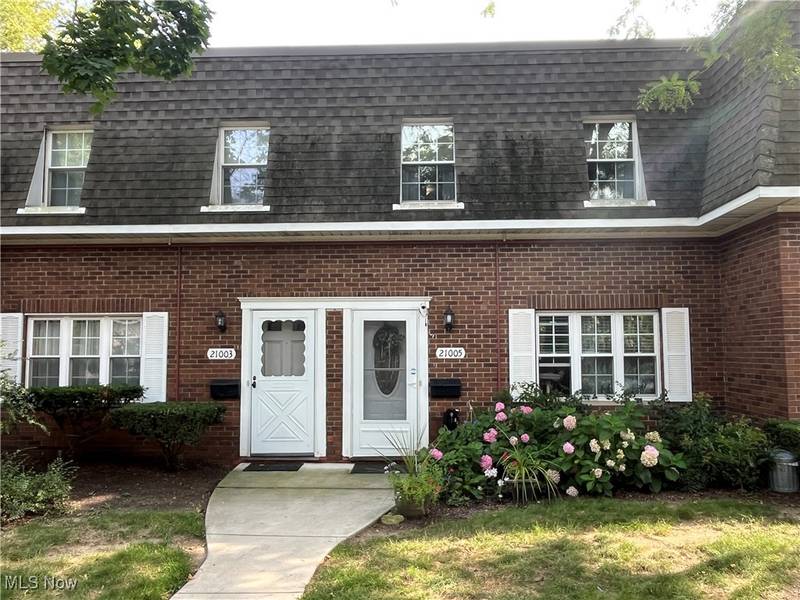 21005 Reserve CT #D117, Fairview Park, OH 44126