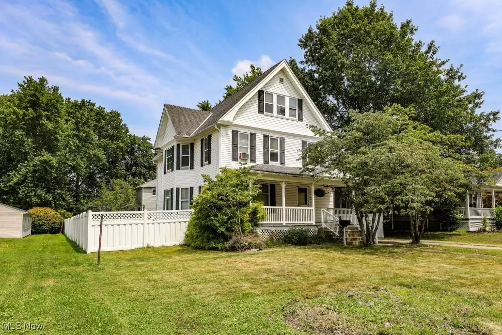 Ravenna, OH 44266,125 E Highland AVE