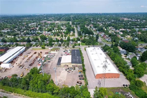 Cleveland, OH 44105,11910 Harvard AVE