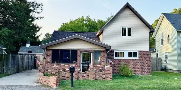 25260 Sprague RD, Olmsted Falls, OH 44138