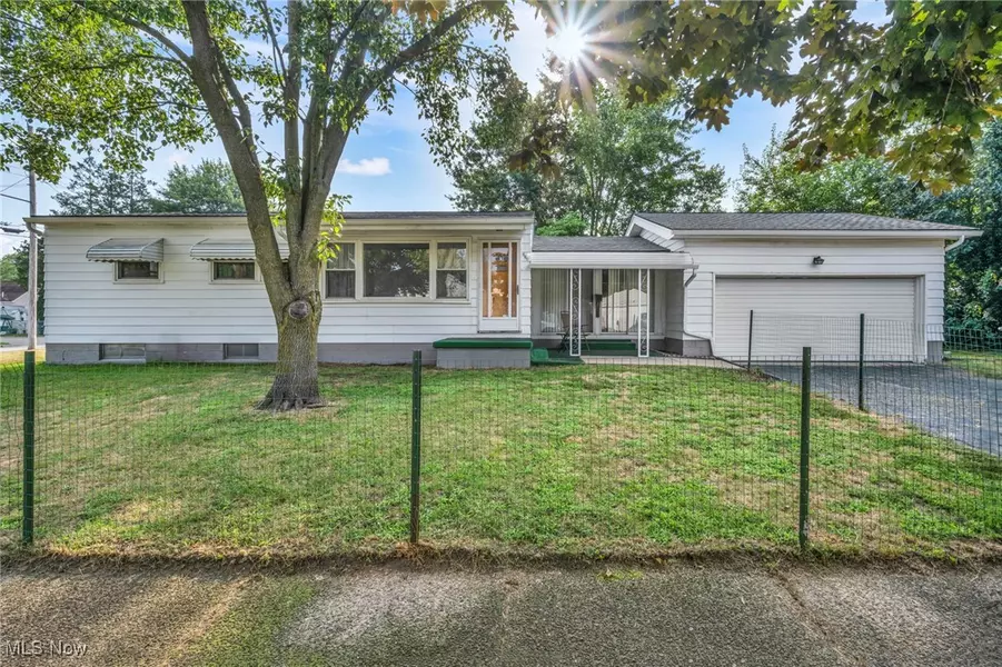 860 Sutherland AVE, Akron, OH 44314