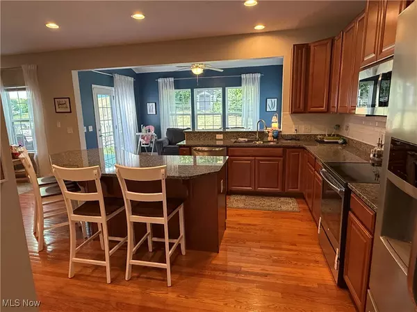 Canton, OH 44721,1563 Bellview ST NE