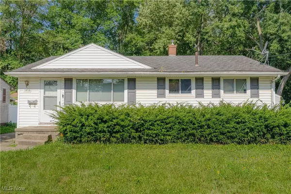 Canton, OH 44705,1809 Saint Elmo AVE NE