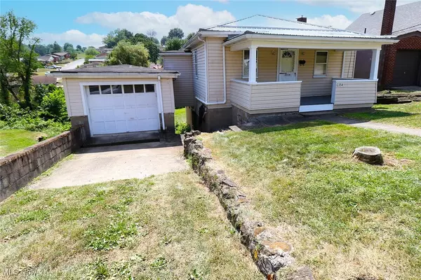 2354 Chestnut ST, Steubenville, OH 43952