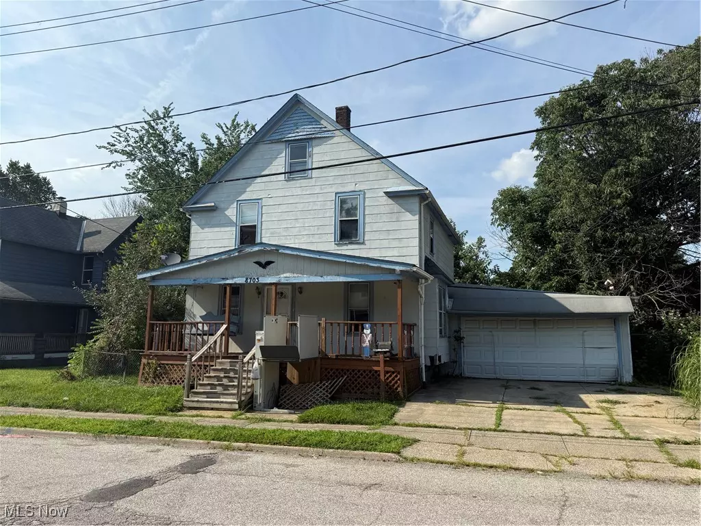 Cleveland, OH 44105,8703 Force AVE