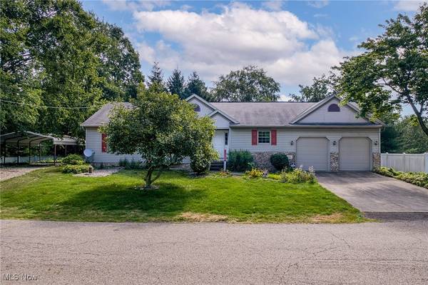 8550 Sylvan AVE NW, North Canton, OH 44720