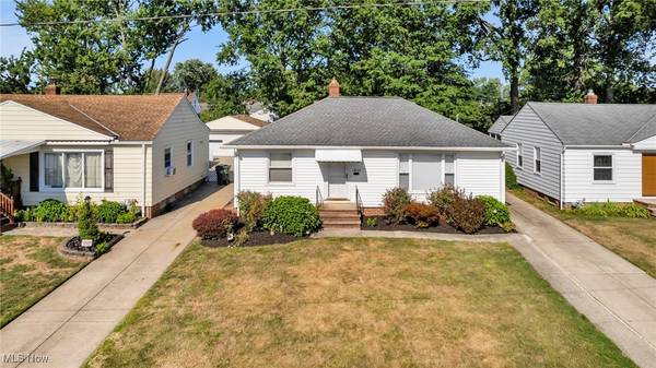 1806 Empire RD, Wickliffe, OH 44092