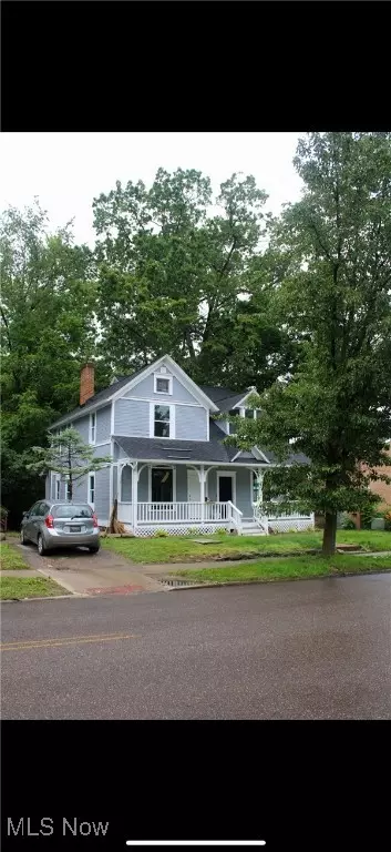 Akron, OH 44302,525 Crosby ST