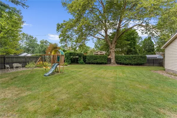 Warren, OH 44483,331 Golf DR NE
