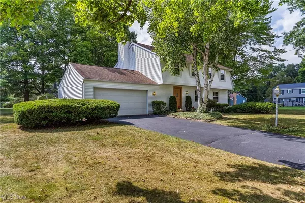 Canfield, OH 44406,6240 Farmington CIR