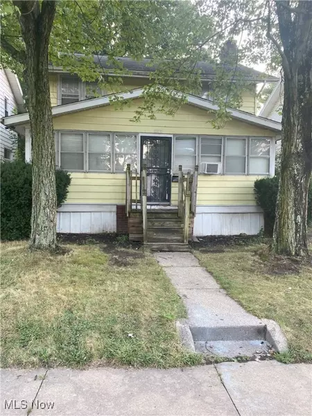 1100 Mercer AVE, Akron, OH 44320