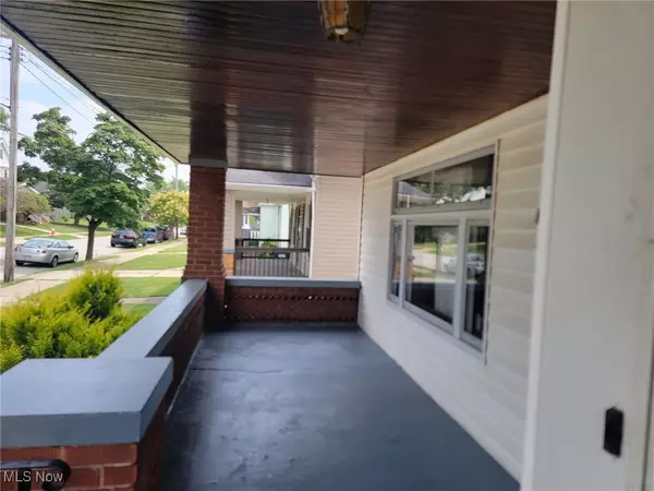 Cleveland, OH 44109,3911 Biddulph AVE