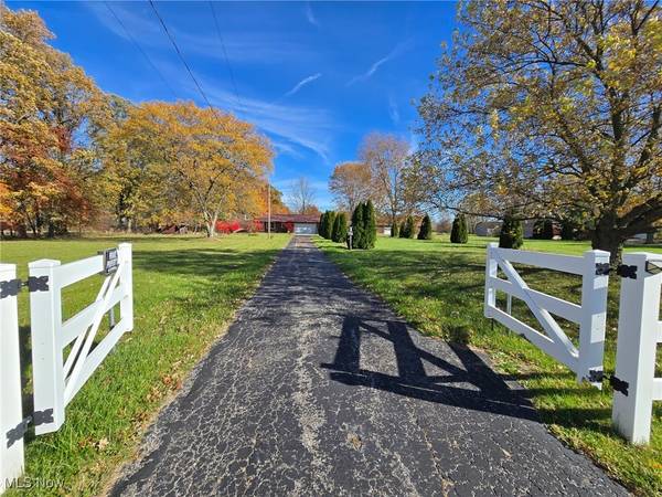 20011 Gore Orphanage RD, Wellington, OH 44090