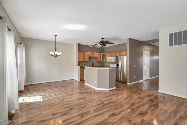 Berea, OH 44017,123 Ledgestone CT