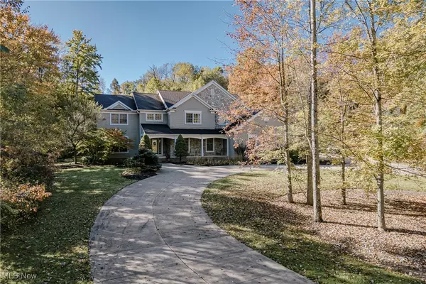 Chesterland, OH 44026,7775 Woodlands TRL