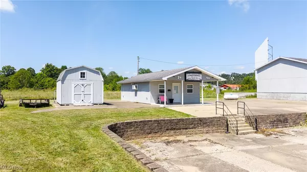 Parkersburg, WV 26101,1025 Gihon RD