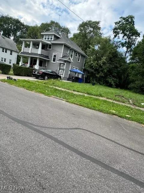 Cleveland, OH 44104,9107 Laisy AVE